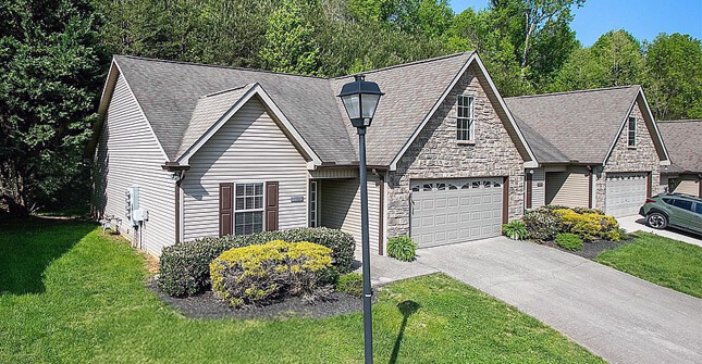 The Village at Cates Bend